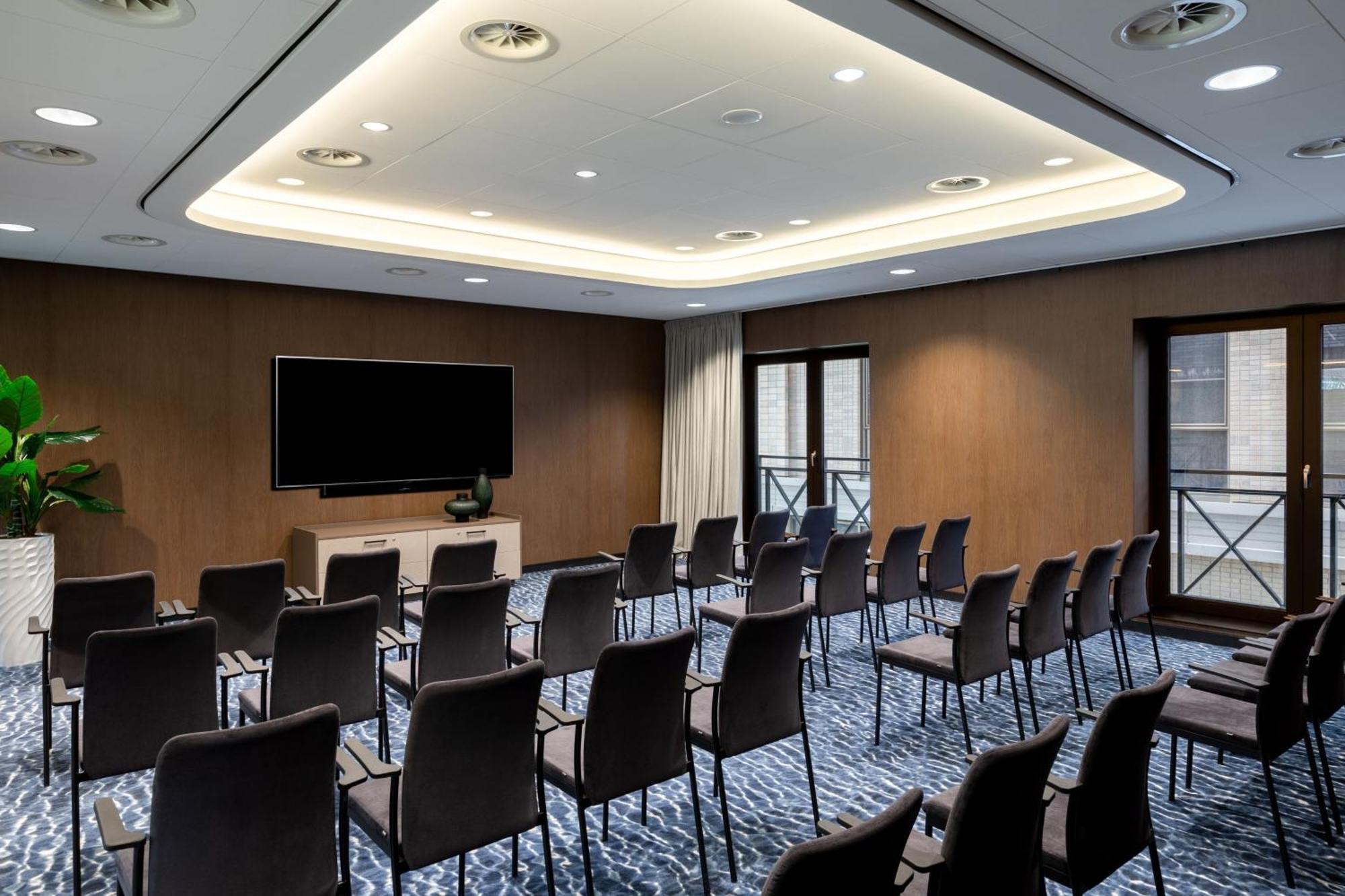 The Den, 's-hertogenbosch, A Tribute Portfolio